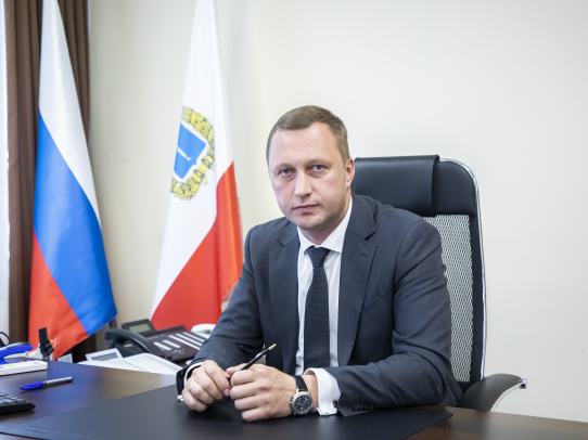 Дети бусаргина романа викторовича фото 20.05.2022г. Поздравление Врио Губернатора Саратовской области Р.В. Бусаргина. -